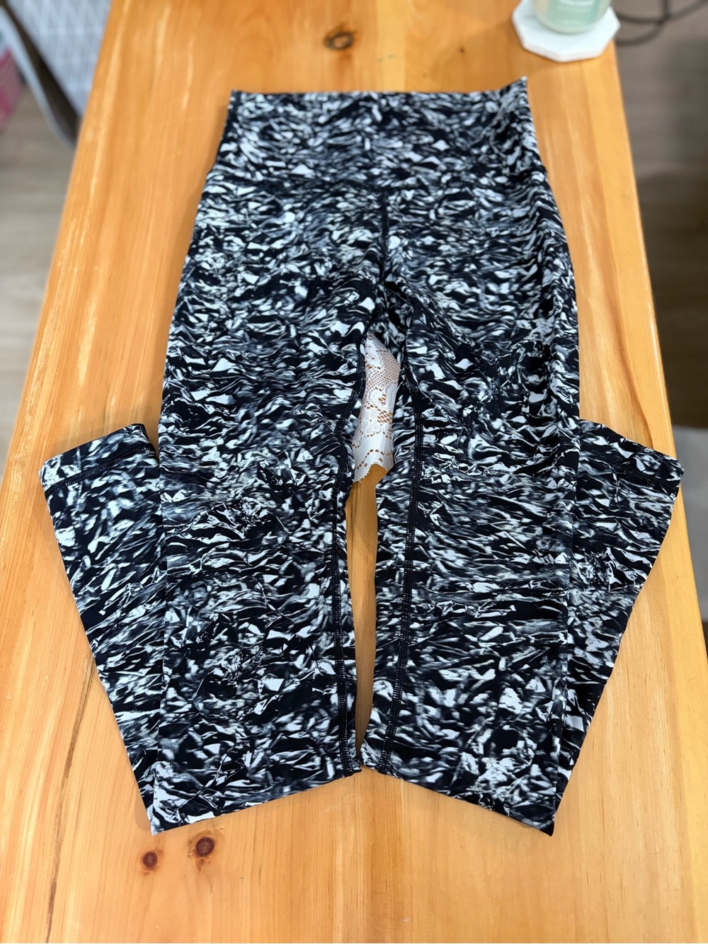 lululemon athletica Black & White Marble-Print Leggings